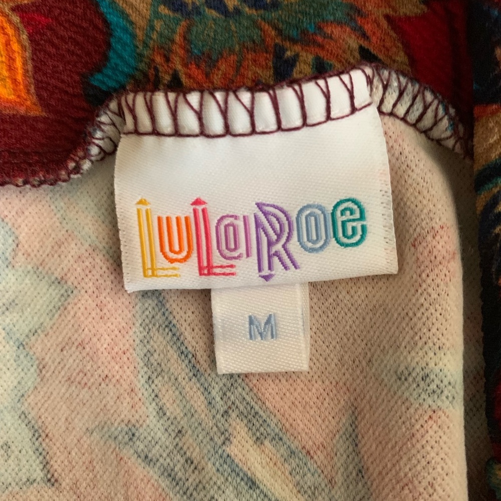 Lularoe Size M NWT just need a smaller size...